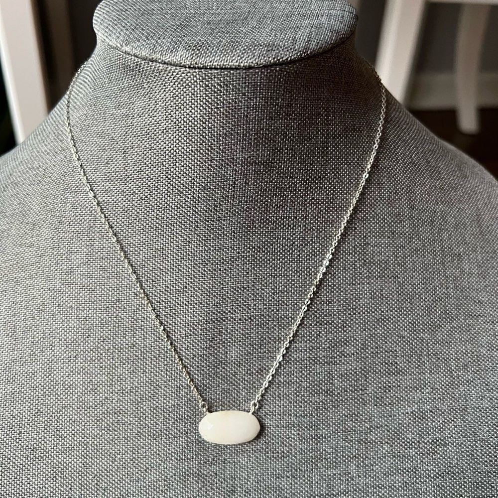 Sterling silver white faceted jewel necklace